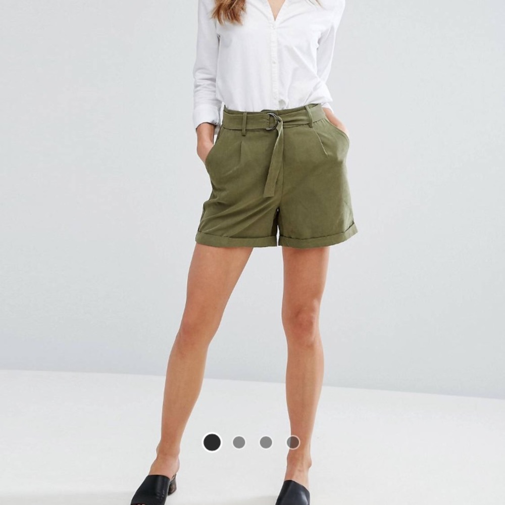 Vero moda green high rise shorts with buckle belt - Picture 7 of 7